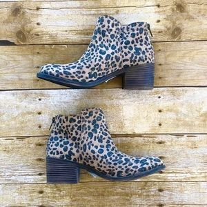 billabong leopard booties